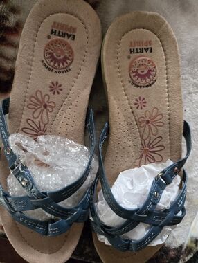 Earth Spirit Blue Teal Strappy Women’s Sandals